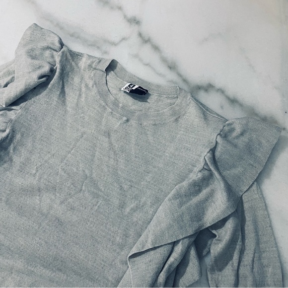 Club Monaco Grey Merino Wool Ruffle Sweater - Picture 4 of 7